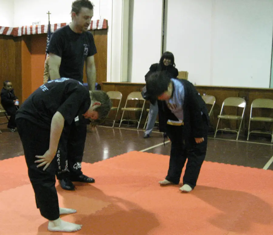 bowing-in-martial-arts-what-does-it-mean-little-ninja-parenting