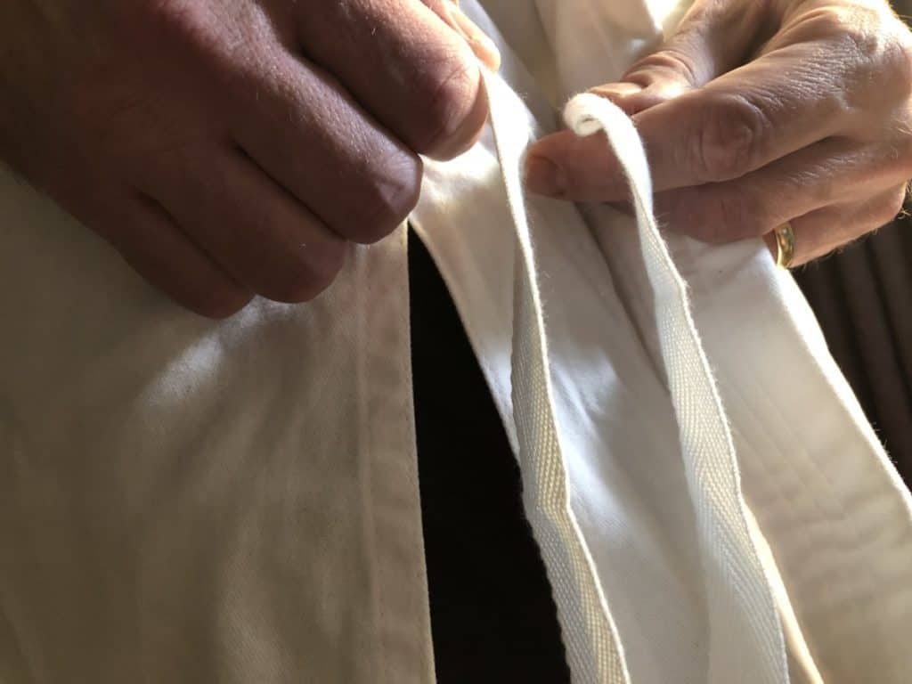 How to Tie a Karate Belt Tightly That Won’t Suffocate